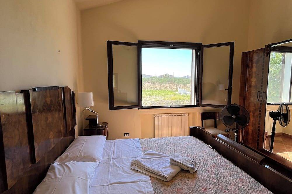Country villa with private pool in Agrigento, Provincia de Agrigento
