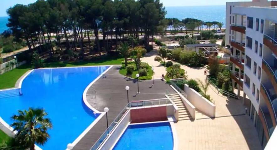 Apartamento entero, Apartamento 'Samitier' con vistas al mar, Wi-Fi y aire acondicionado in Cambrils, Costa Dorada