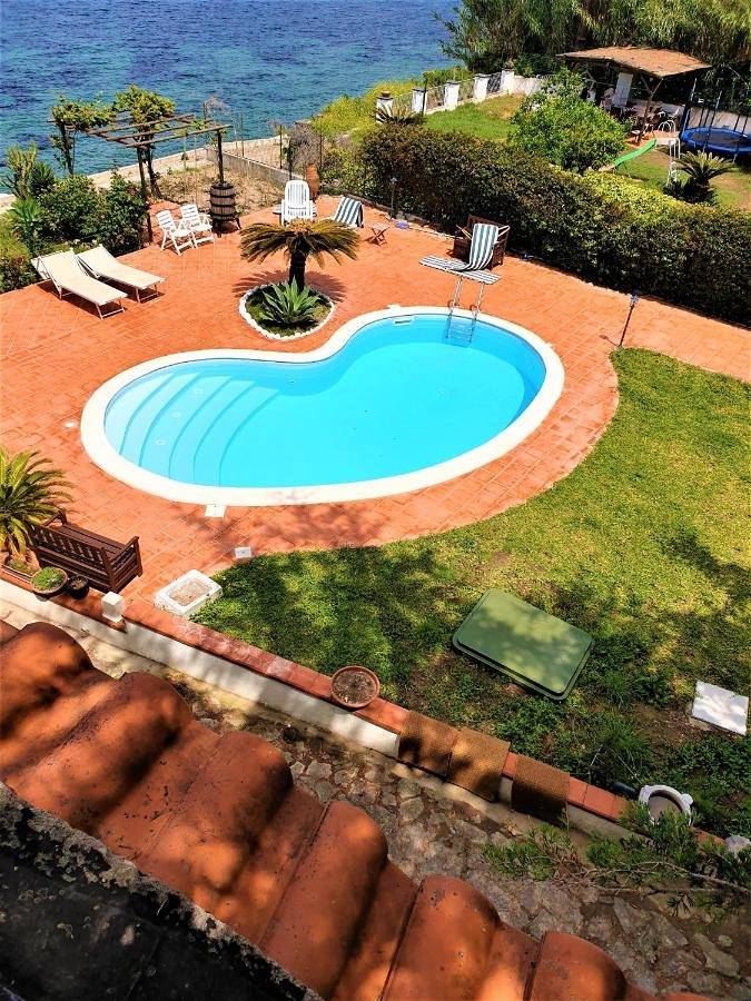 Chambre d’hôte pour 2 personnes, avec piscine ainsi que jardin et vue dans Ischia - 4