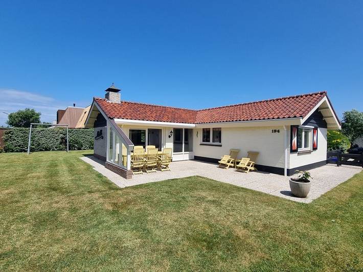 Bungalow voor 6 personen, met Terras en Tuin in Westkapelle