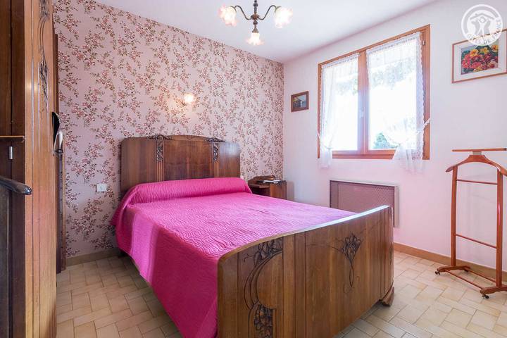 Gîte pour 2 personnes, avec jardin dans Lac d'Aiguebelette - 4