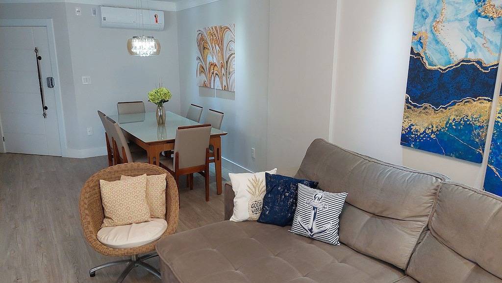 Ganze Wohnung, Apartamento Novo! 3 Suítes E 2 Garagens, Com Fino Acabamento in Meia Praia (Santa Catarina), Itapema