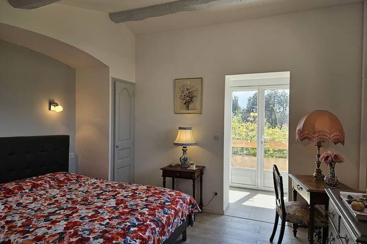 Location de vacances pour 6 personnes, avec Balcon ainsi que Jardin et Piscine à Morières-lès-Avignon - 4