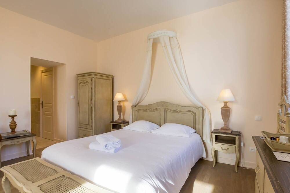 Ganze Wohnung, Raphaël-Apartment-Ensuite mit Bad in Beaune, Beaune und Umgebung
