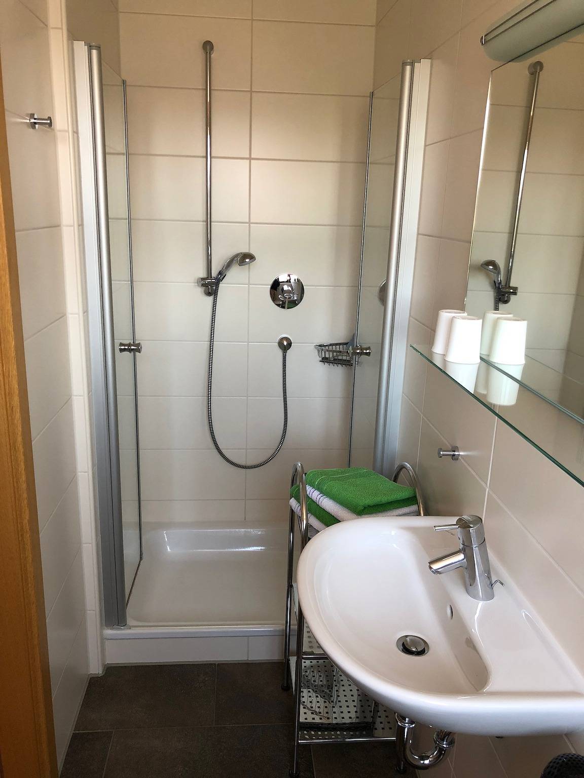 Ganze Ferienwohnung, Haus Praedel - Ferienwohnung 2 Haus Praedel, 50qm, 1 Schlafzimmer, max. 2 Personen in Wasserburg (Bodensee), Bayerisch Schwaben