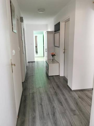 Gîte pour 4 personnes, avec vue et terrasse dans Mojstrana