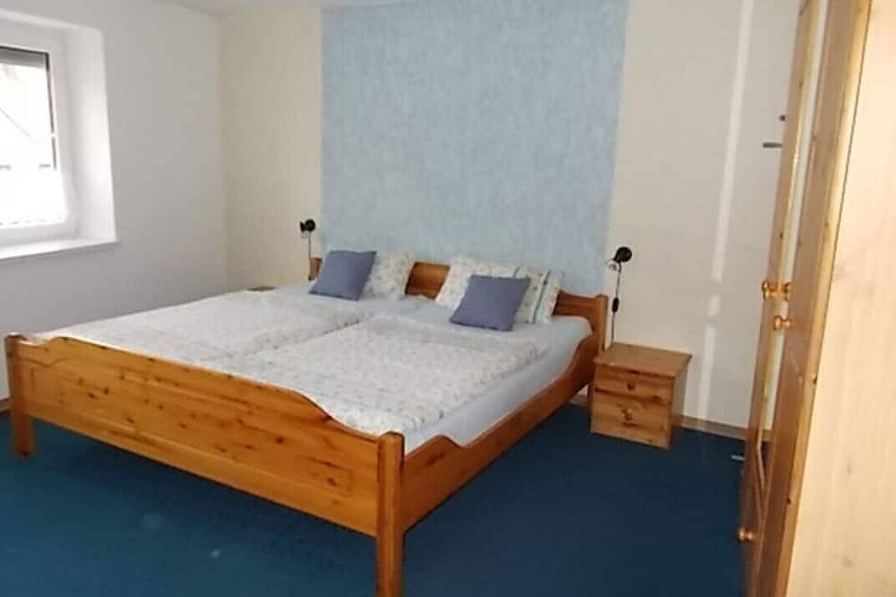 Ganze Wohnung, Ferienwohnung Illner,bis 5 Personen, W-Lan , Sauna, Hund erlaubt in Trendelburg, Hessisches Bergland