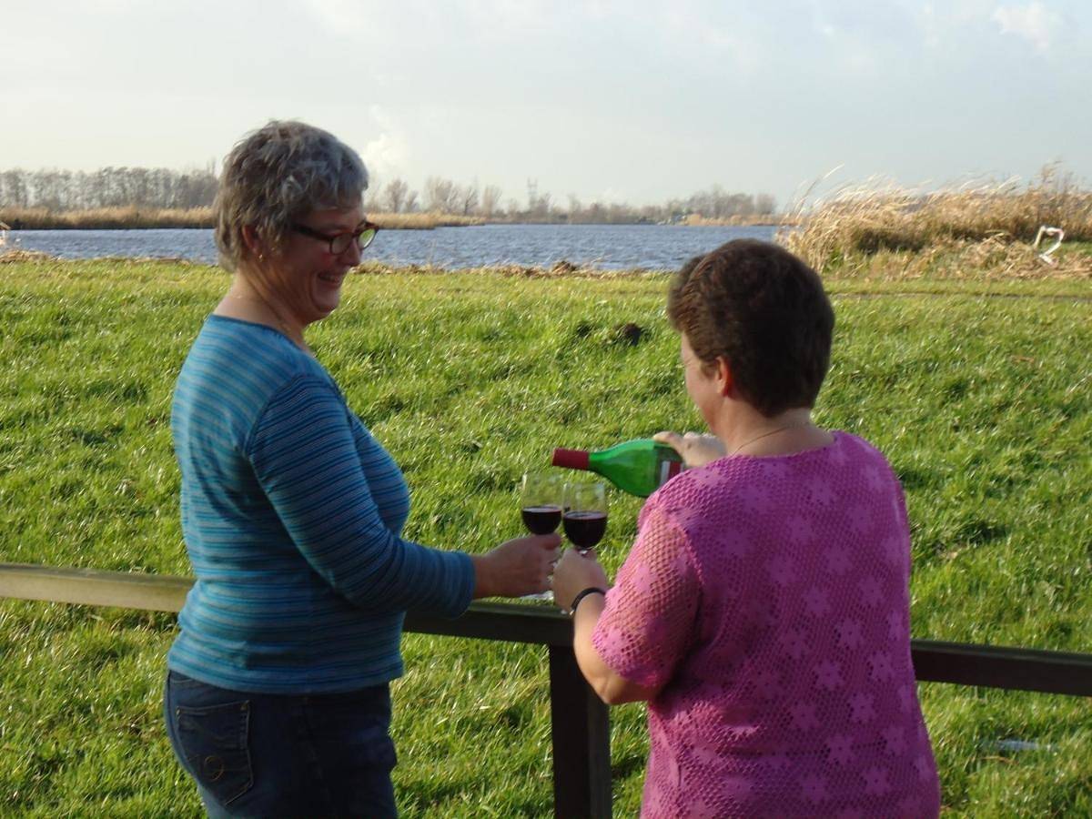 Hoeve Meerzicht in Monnickendam, Markermeer