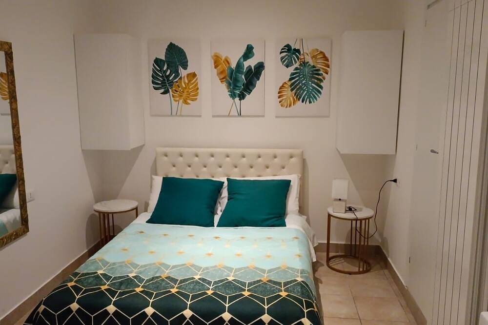 Le Plaisir Luxury Room in Martina Franca, Taranto Province