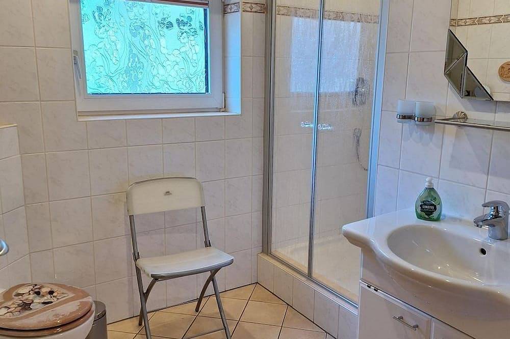 Ganze Wohnung, Ferienwohnung \"Eck\" - B&U Fewo Scherhag in Alken, Osteifel