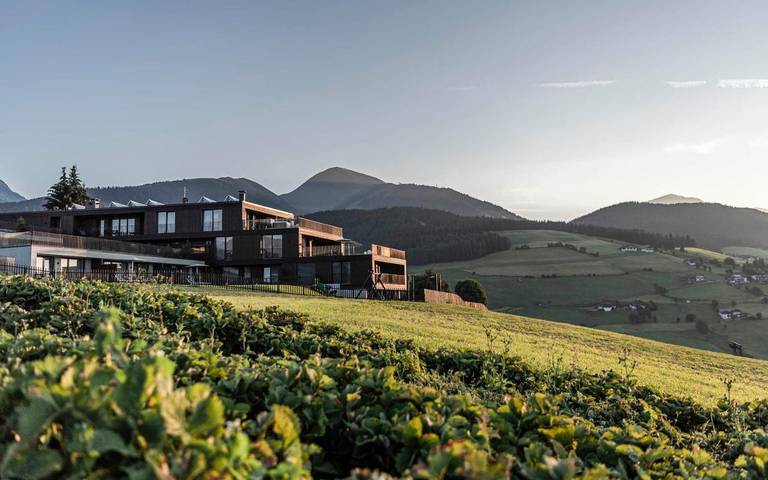 Ferienhaus für 4 Personen, mit Balkon und Terrasse sowie Garten und Sauna