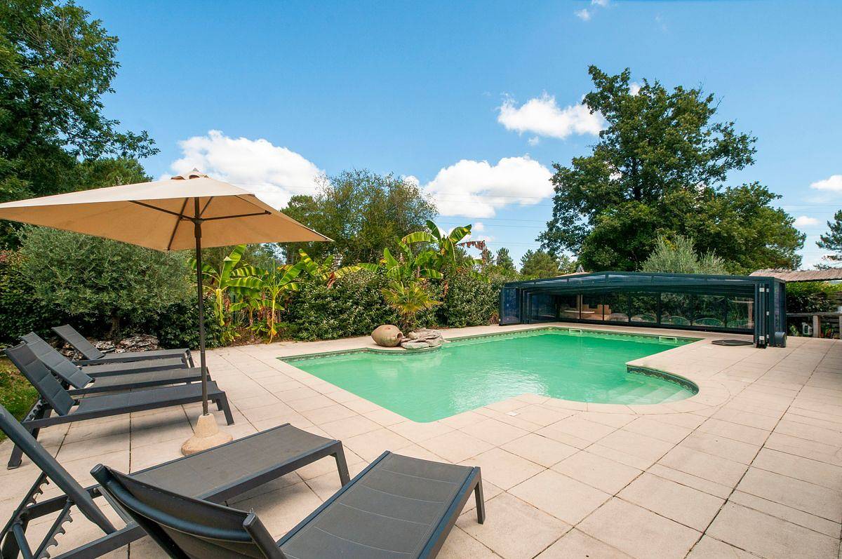 Villa pour 8 personnes avec terrasse in Maurens, Périgord Pourpre