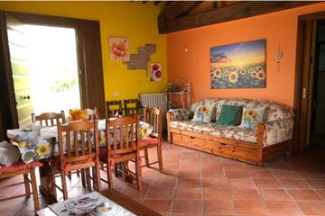 Appartamento per 7 Persone in Asciano, Siena e dintorni, Foto 1