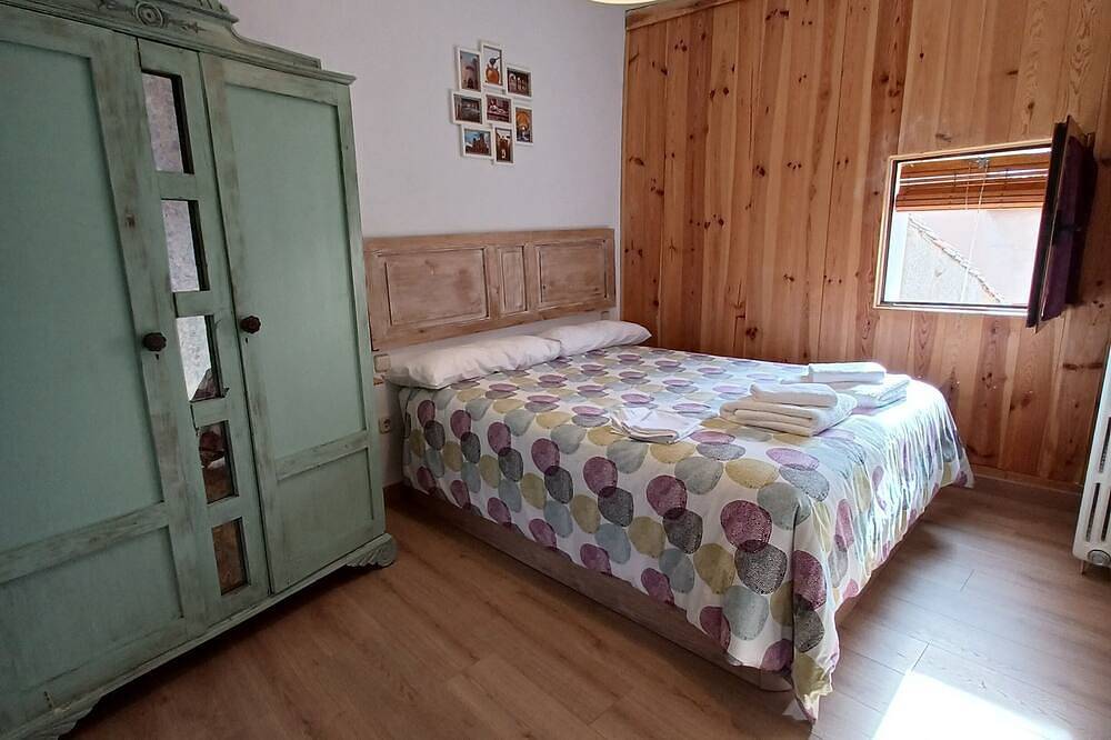 Entire apartment, Apartment Casa de la Catedral Alta in Sigüenza, Guadalajara Province