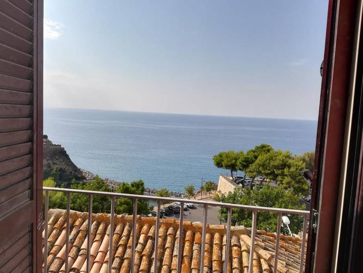 Apartamento de vacaciones para 4 personas, con vistas y balcón - 1