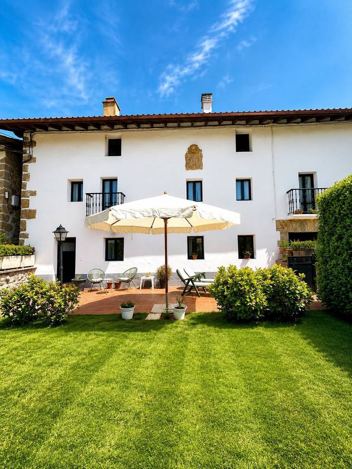 Casa rural para 6 personas, con jardín en Navarra - 2