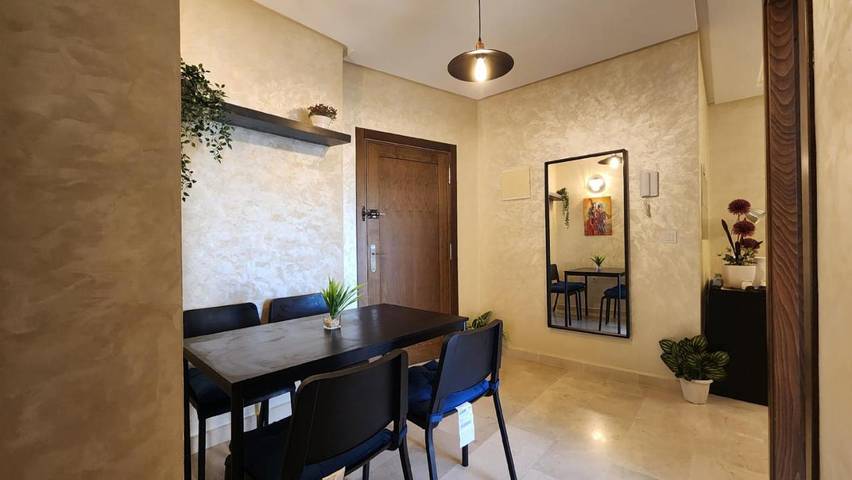 Appartement de vacances pour 5 personnes, avec vue et balcon à Tanger