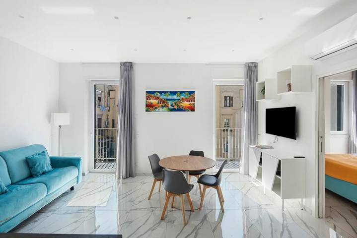 Ferienwohnung für 5 Personen, mit Balkon in Neapel