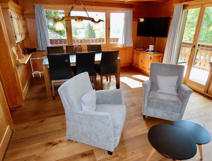 Hütte für 8 Personen, mit Garten und Ausblick in Davos