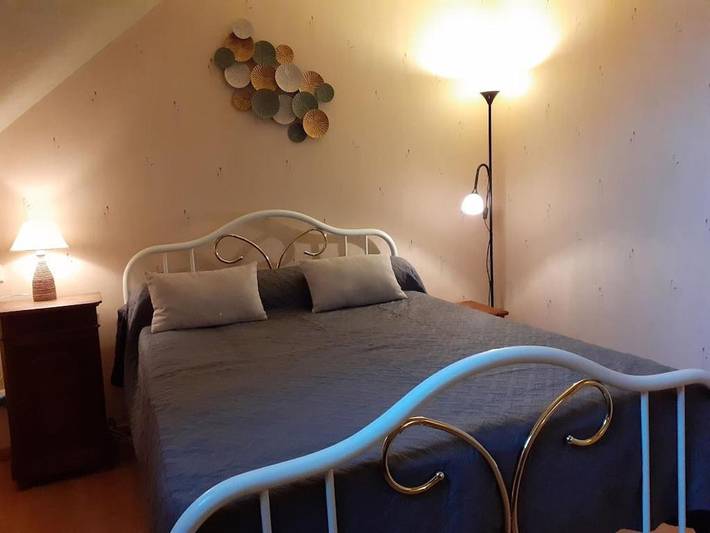 Location de vacances pour 4 personnes, avec vue et jardin à Chassey-le-Camp - 3