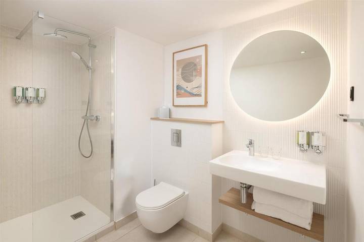 Hôtel pour 2 personnes, avec terrasse à Roissy-en-France - 4