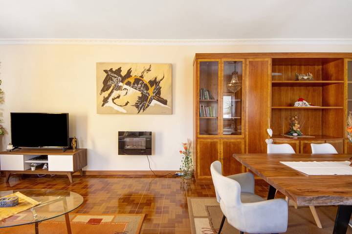 Holiday Home 'Villa Da Floresta' with Private Pool, Wi-Fi and Air Conditioning in Rio Mau e Arcos, Porto District