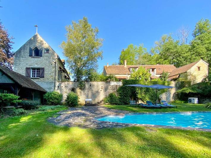 Maison de vacances pour 10 personnes, avec Jacuzzi et Terrasse ainsi que Jardin et Piscine