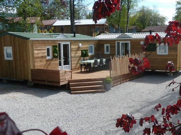 Camping pour 8 personnes, avec bassin pour enfant dans le Jura - 2