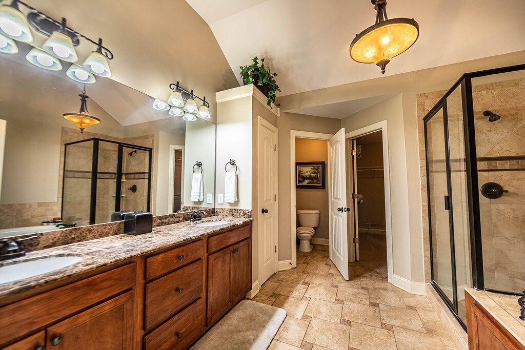 Direct Lake Access | Home Theater | Sleeps 8 in Lake Oconee