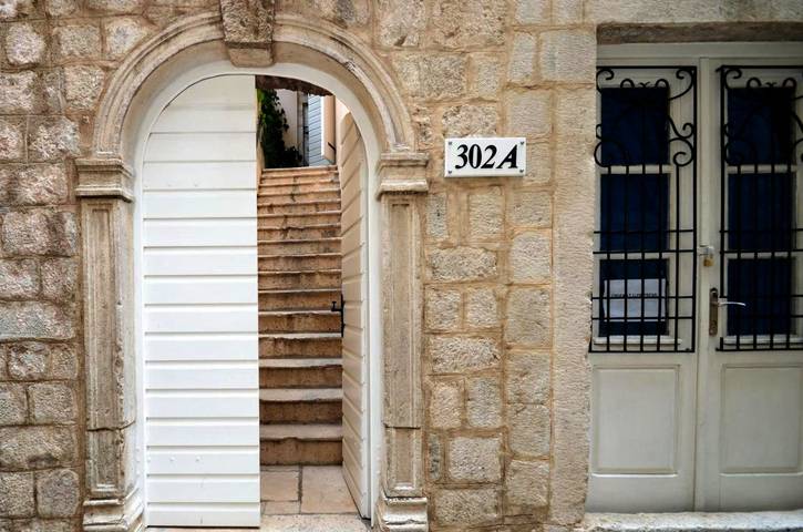 Location de vacances pour 6 personnes, avec balcon et vue à Kotor - 4