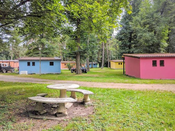 Camping pour 5 personnes, avec Terrasse ainsi que Jardin et Vue