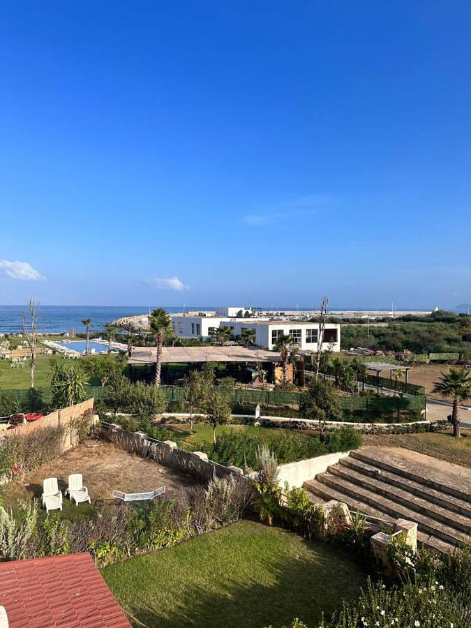 Gîte pour 4 personnes, avec jardin ainsi que vue et piscine dans Restinga Smir - 4