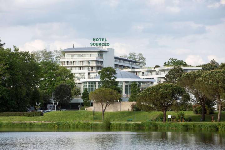 Hôtel pour 2 personnes, avec jacuzzi et jardin ainsi que terrasse et sauna, animaux acceptés à Saint-Paul-lès-Dax - 2