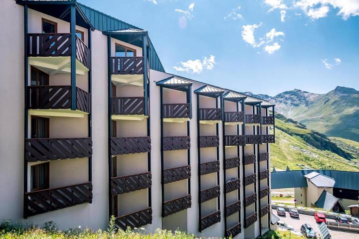Appart’hôtel pour 8 personnes, avec terrasse ainsi que sauna et jacuzzi