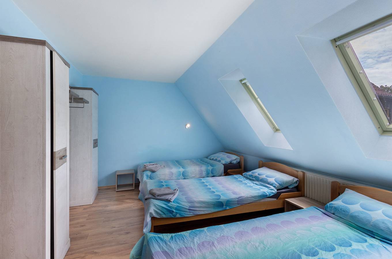 Studio entier, Studio 'Zimmer 27' avec terrasse partagée, jardin partagé et Wi-Fi in Markt Erlbach, Romantische Straße