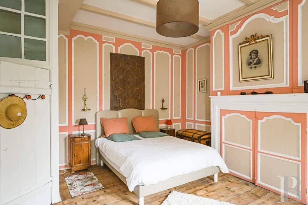 Un Manoir du Xviième à Proximité des Plages et du Port, 4 Chambres, 7 Couchages in Lanildut, Región de Brest