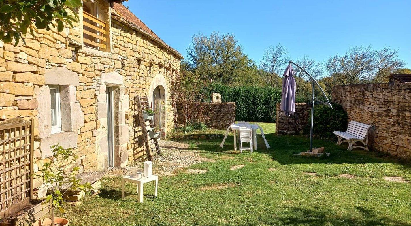 Gite Rosa avec spa in Martiel, Massif central