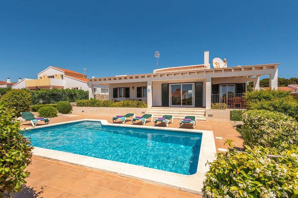 Villa Poppy. Private pool, Full Ac & Wifi, Menorca in Binissafuller, Sant Lluís