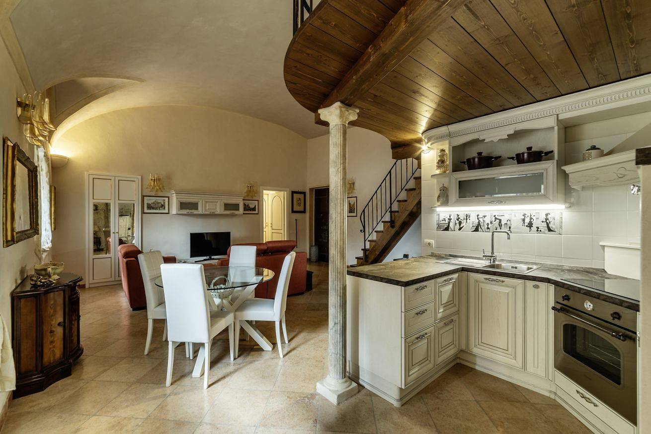 Appartamento intero, Palazzo Altieri Elegant Apartment in Centro di Roma, Roma