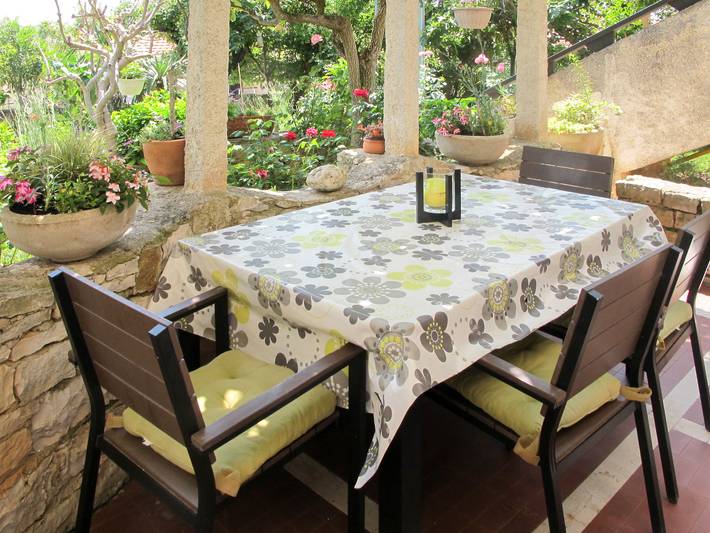 Ferienwohnung für 5 Personen, mit Terrasse und Garten in Pjescana Uvala - 3