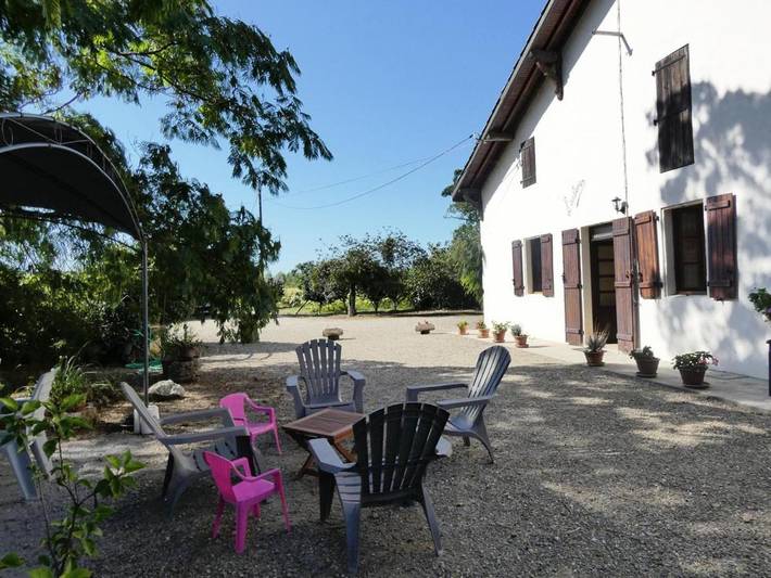 Location de vacances pour 6 personnes, avec terrasse à Saint-Sever