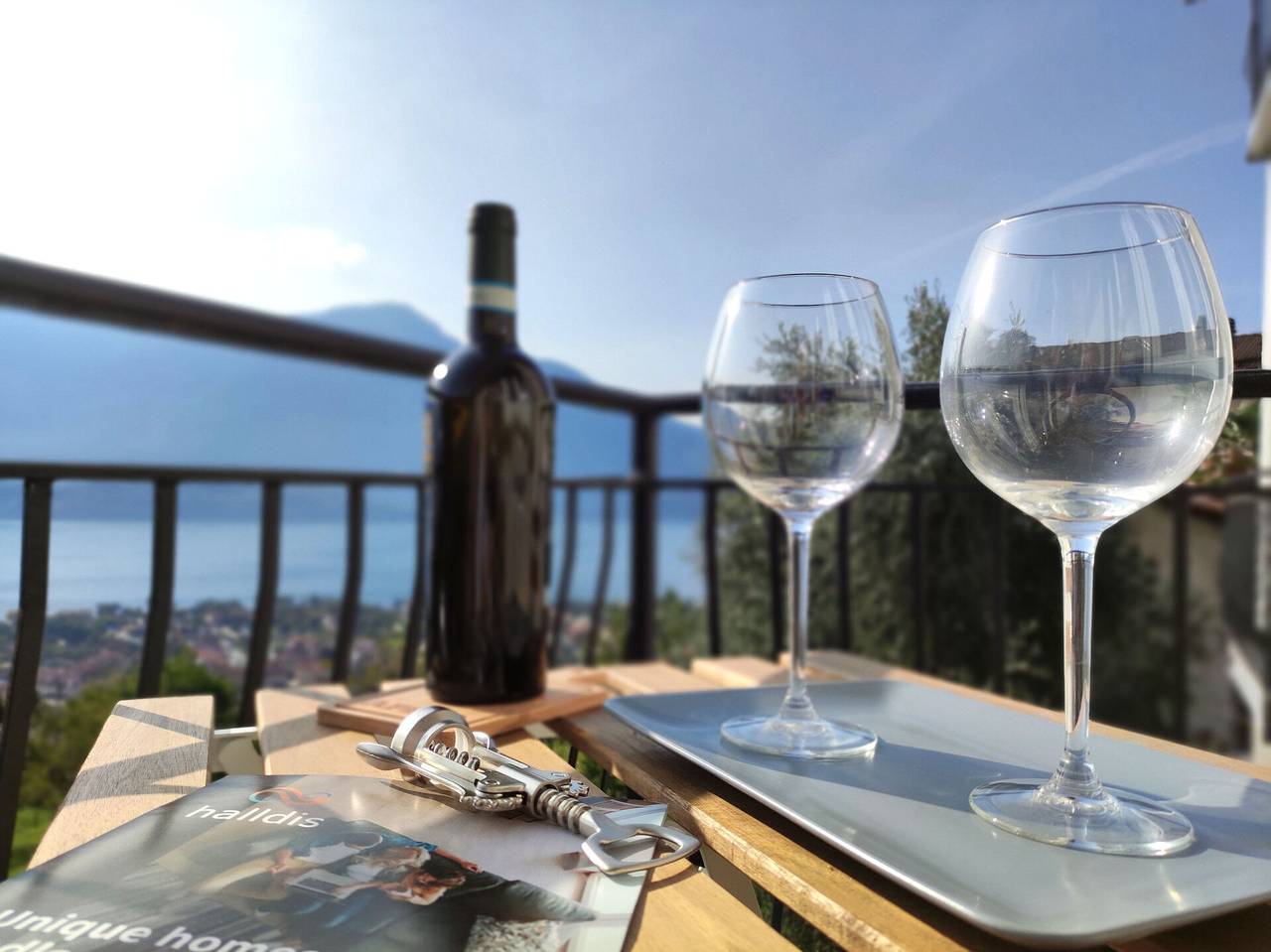 Ganze Wohnung, Ferienwohnung für 8 Personen mit Balkon in Vercana, Gemeinde Vercana