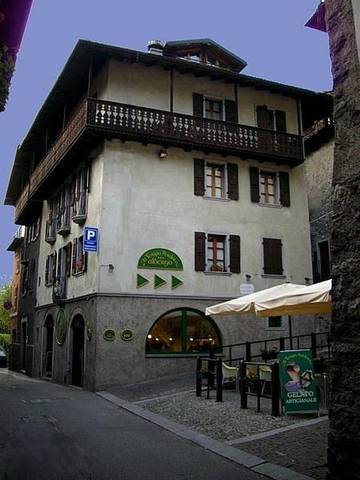 Hôtel pour 3 personnes, avec terrasse, animaux acceptés à Bagolino