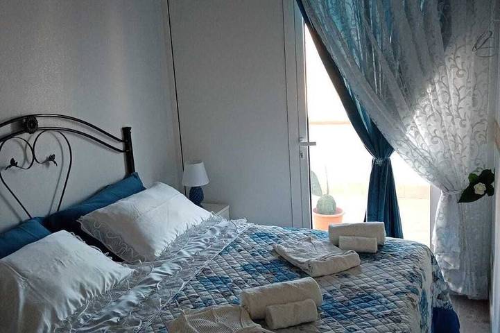 Gîte pour 4 personnes, avec terrasse à Santa Flavia - 2