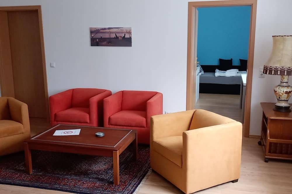 Ganze Wohnung, E2 - Modernes 65 qm Apartment in Grafenwöhr, Naturpark Nördlicher Oberpfälzer Wald