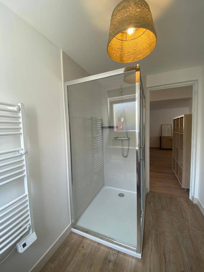 Gîte pour 4 personnes, avec terrasse, animaux acceptés à Bagnols-les-Bains - 3