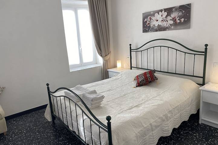 Maison-Appartement-Sdb privée avec douche-Vue ville in Lavagna, Commune de Lavagna
