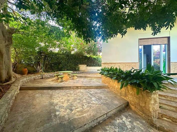 Chalet para 12 personas, con vistas además de jardín y balcón - 1