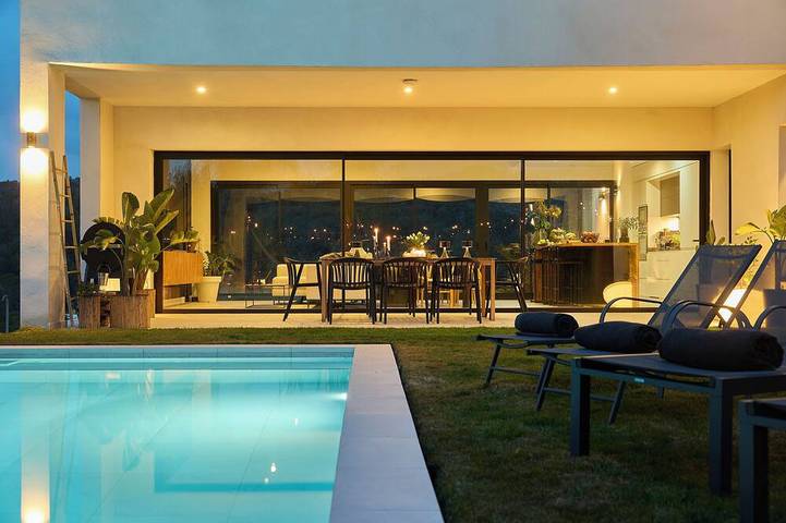 Villa Casa Selva – Luxe et Nature à 7 minutes en voiture de Sitges in Sant Pere de Ribes, Garraf