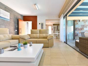 Holiday Rental for 6 People in Salobre, San Bartolomé de Tirajana, Photo 2